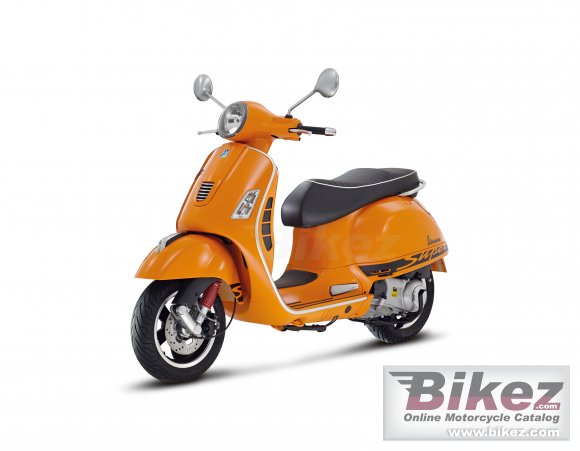 2012 Vespa GTS 300 Super photo